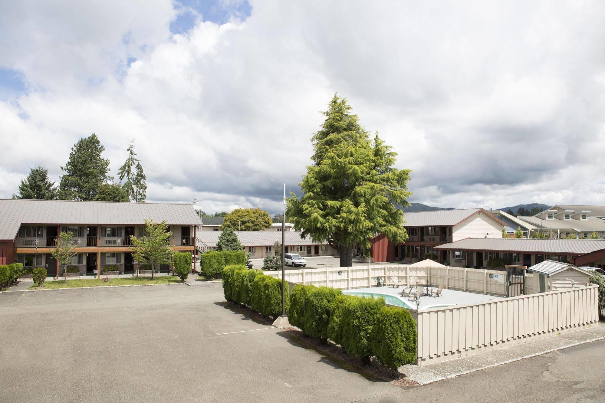 Forks Motel Buitenkant foto