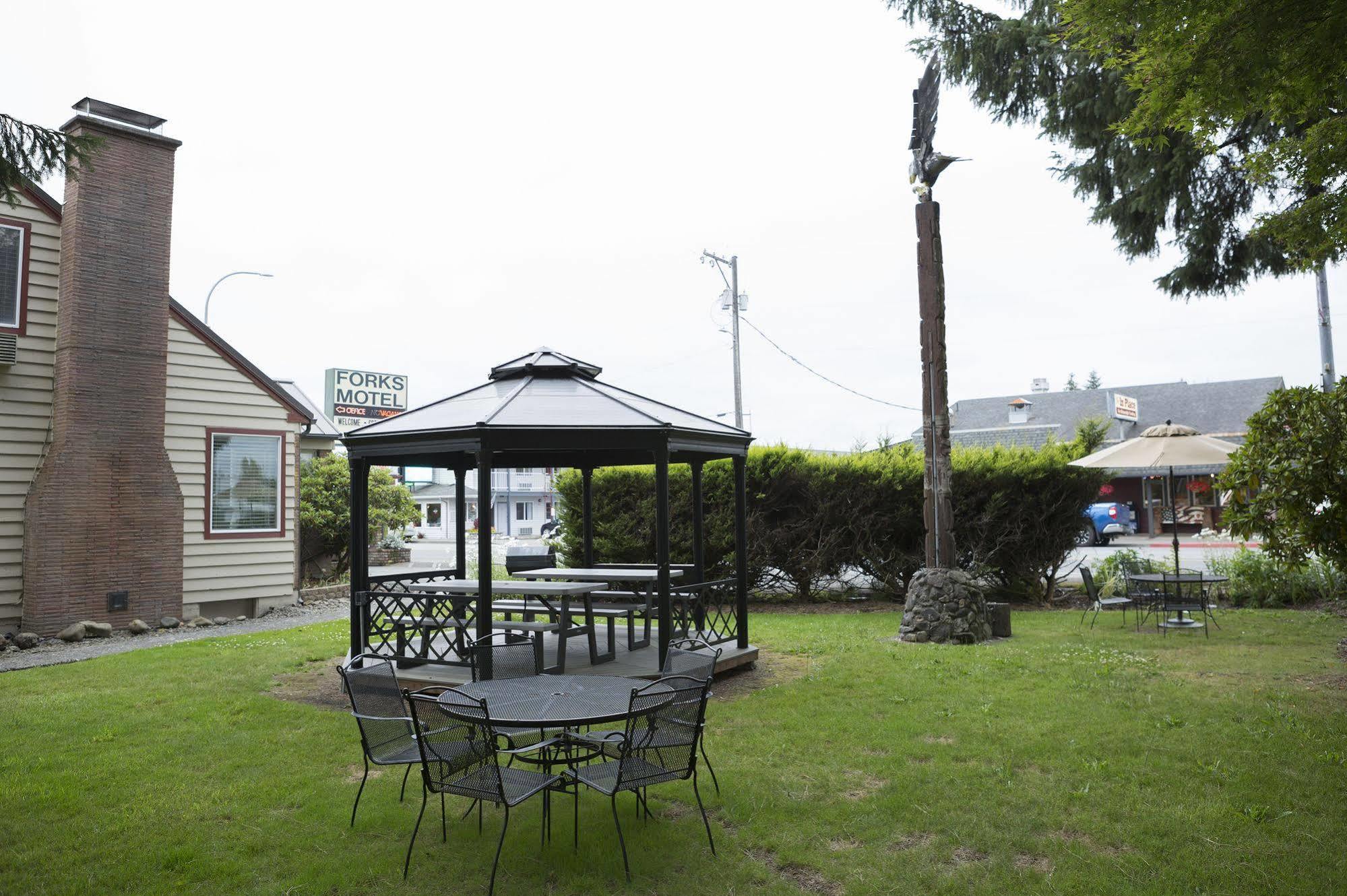Forks Motel Buitenkant foto